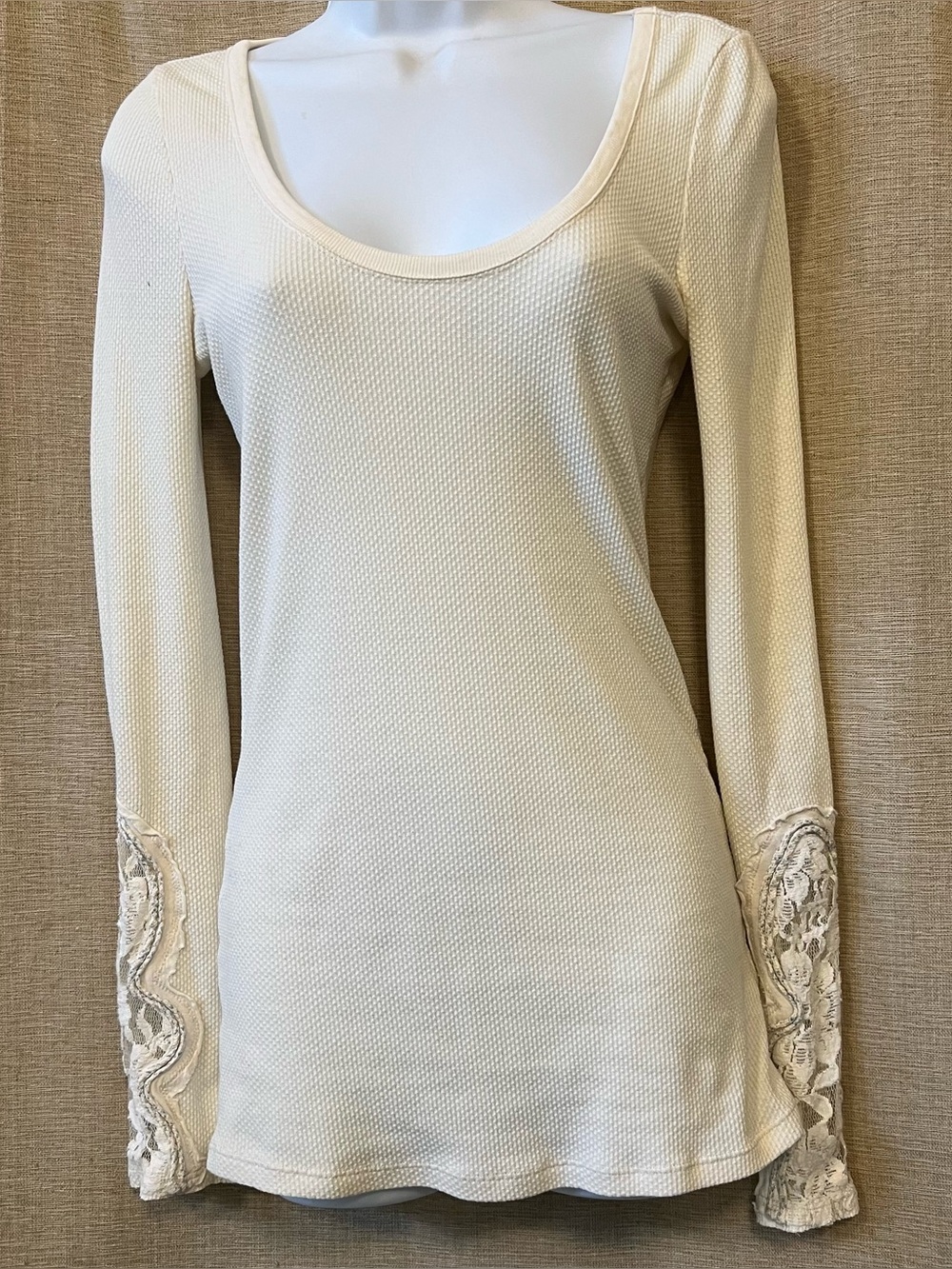 Free People thermal scoop neck lace sleeves ivory slim fitting top XS /S